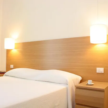 Corso Italia 4* סורנטו